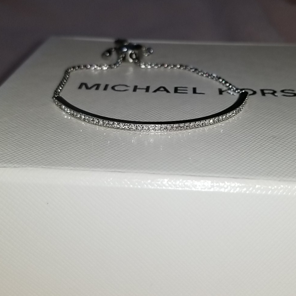 Michael Kors Bracelet - Picture 5 of 5